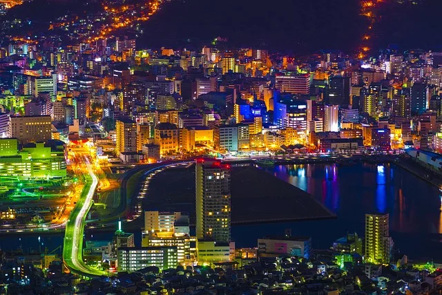나가사키 오란다자카 주변 돌길 야경
