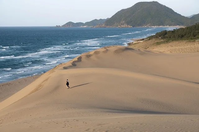 돗토리 사구와 일본해 풍경